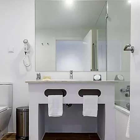 Mh Atlantico Otel